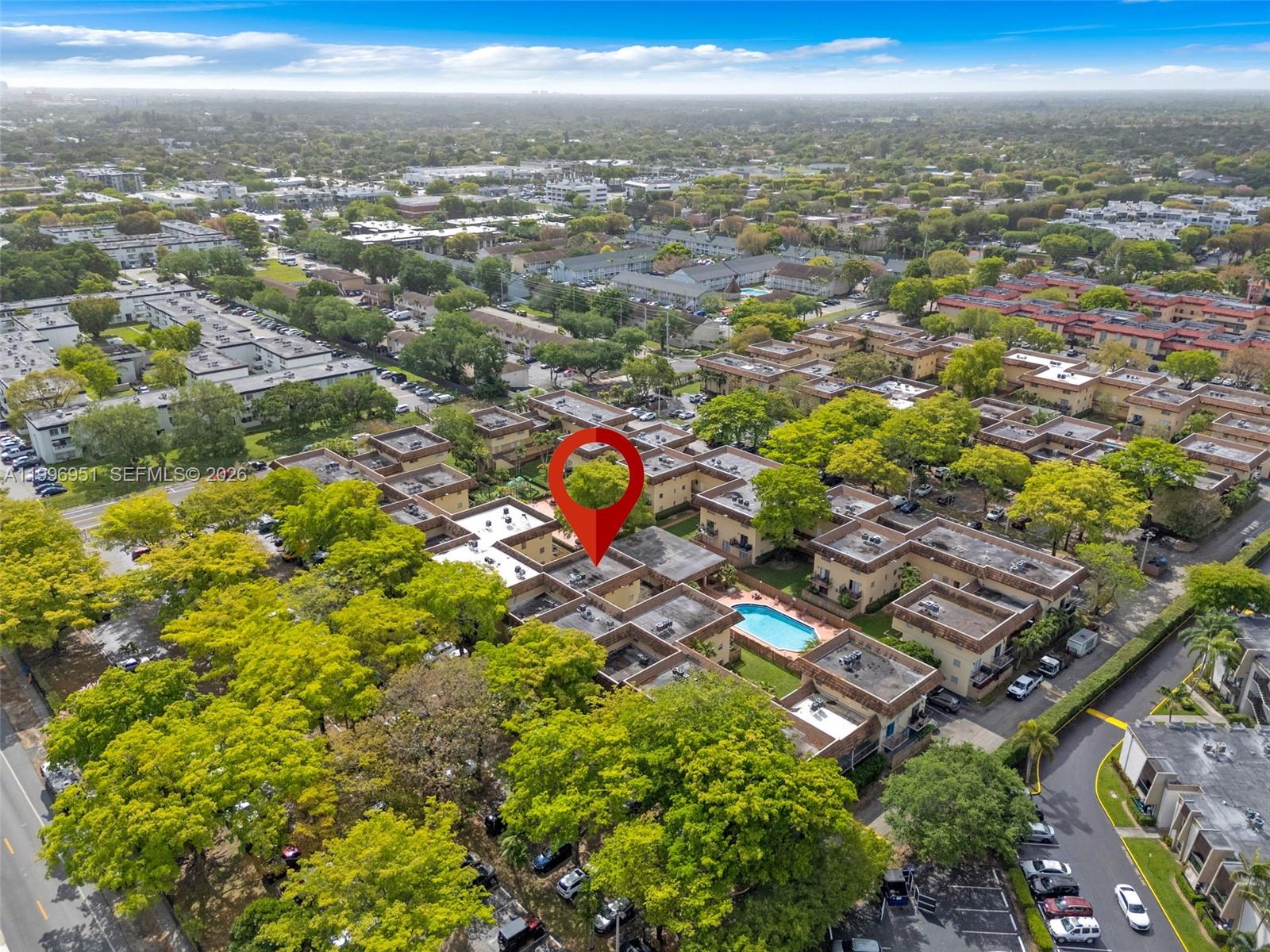 COURTYARDS AT KENDALL CON - Residential