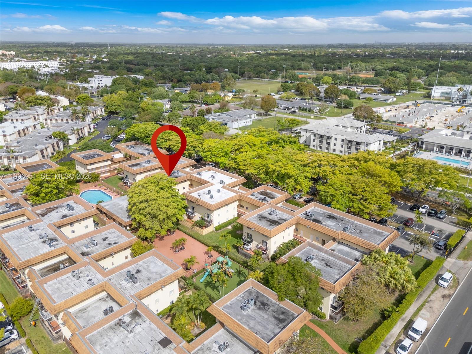 COURTYARDS AT KENDALL CON - Residential