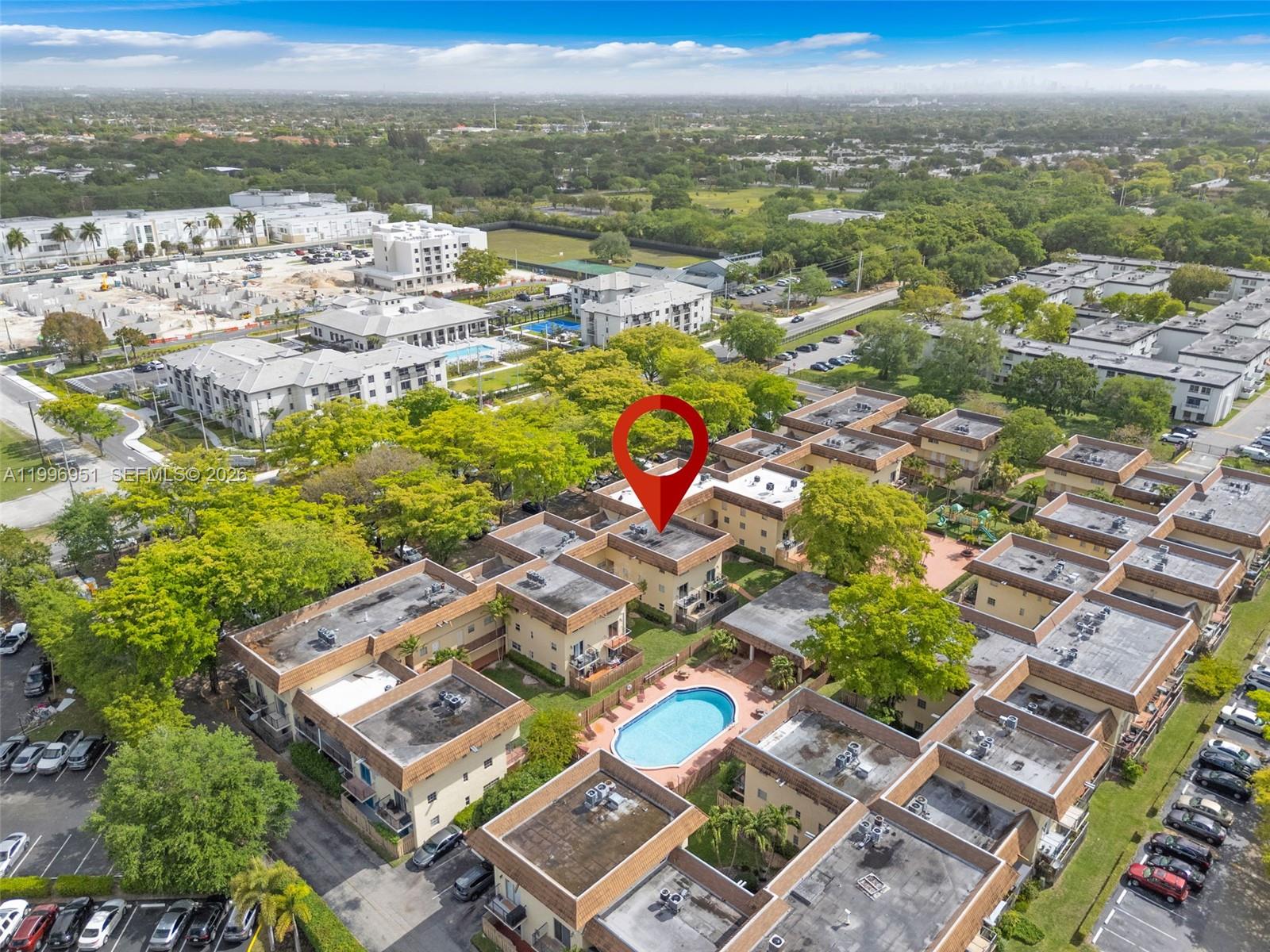 COURTYARDS AT KENDALL CON - Residential