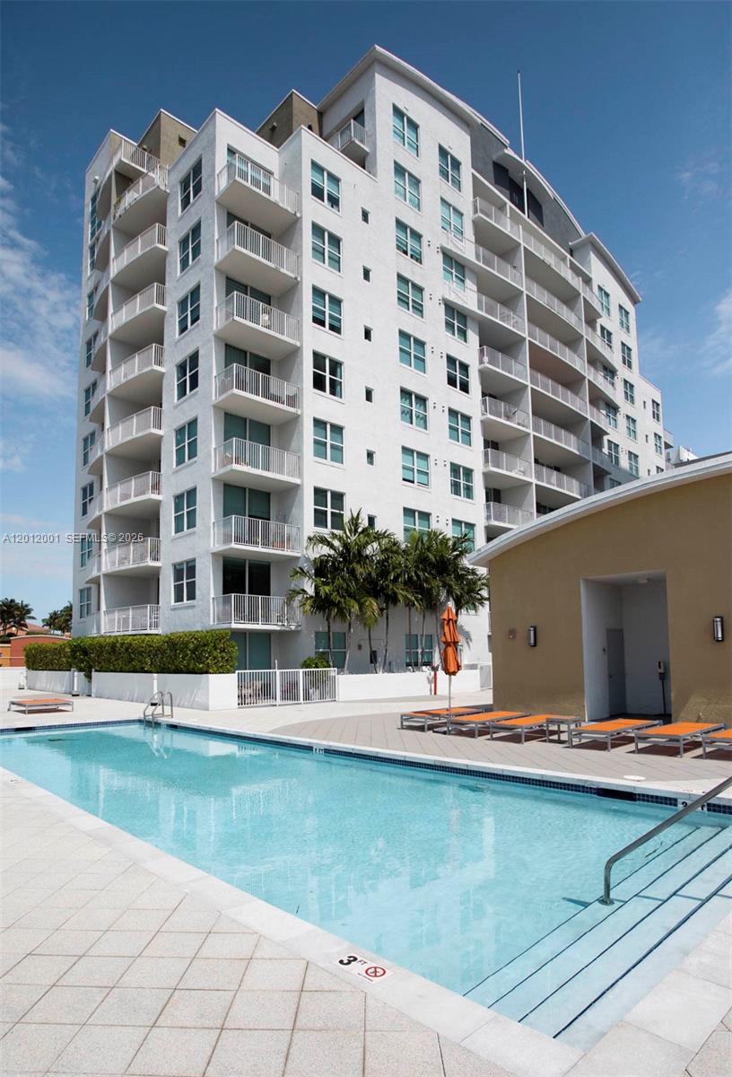 MIDTOWN LOFTS CONDO - Residential Lease