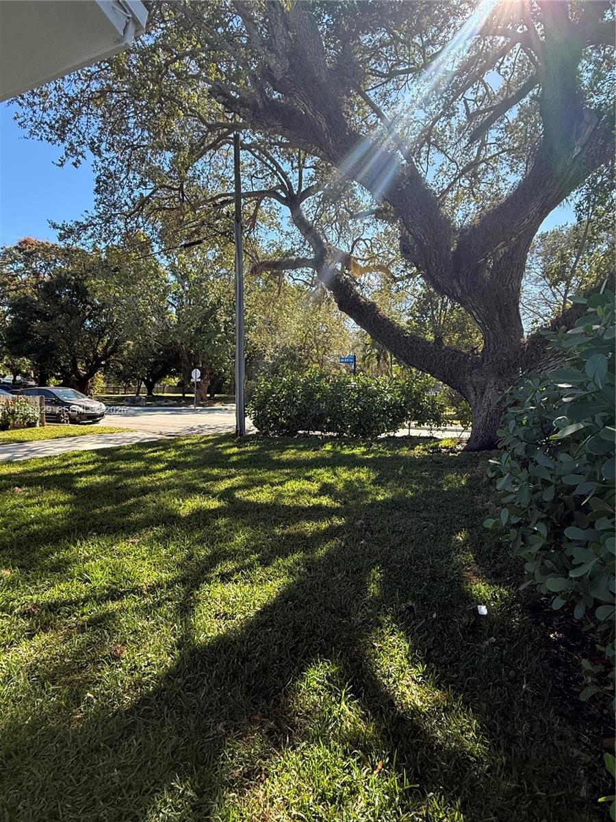 UNIVERSITY GDNS SUB NO  4 - Residential