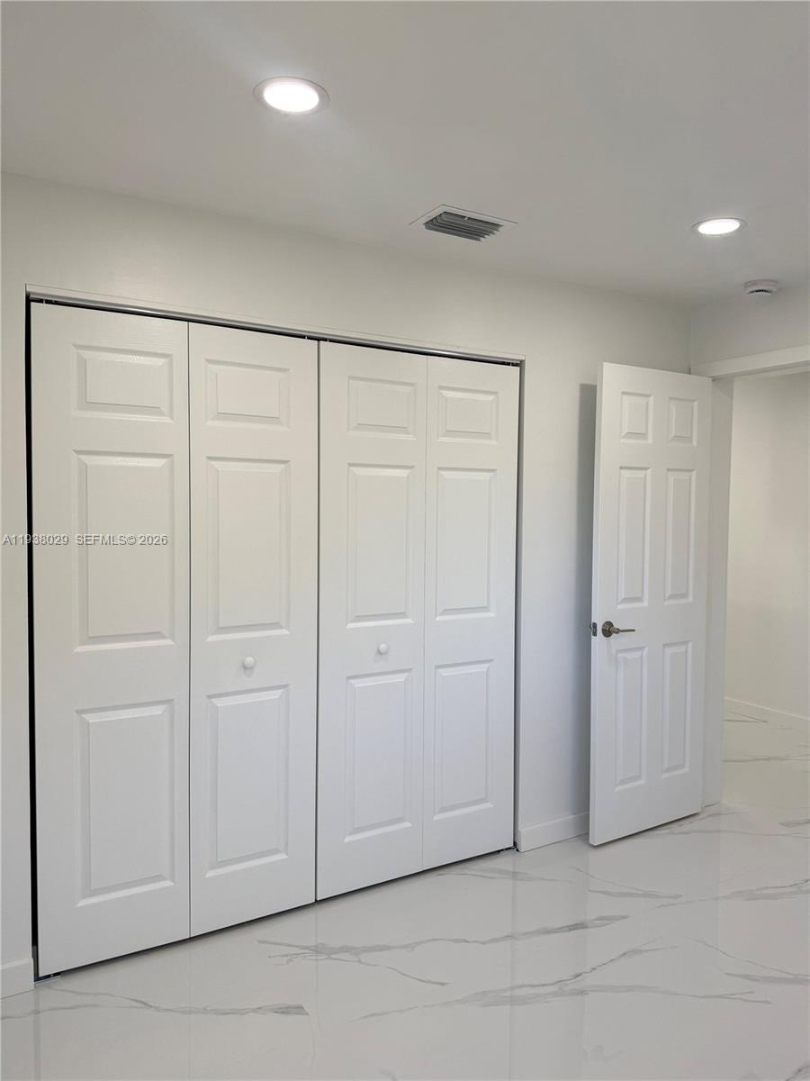 UNIVERSITY GDNS SUB NO  4 - Residential