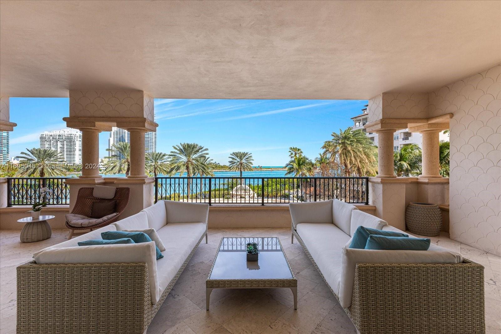 7124 Fisher Island Dr 7124