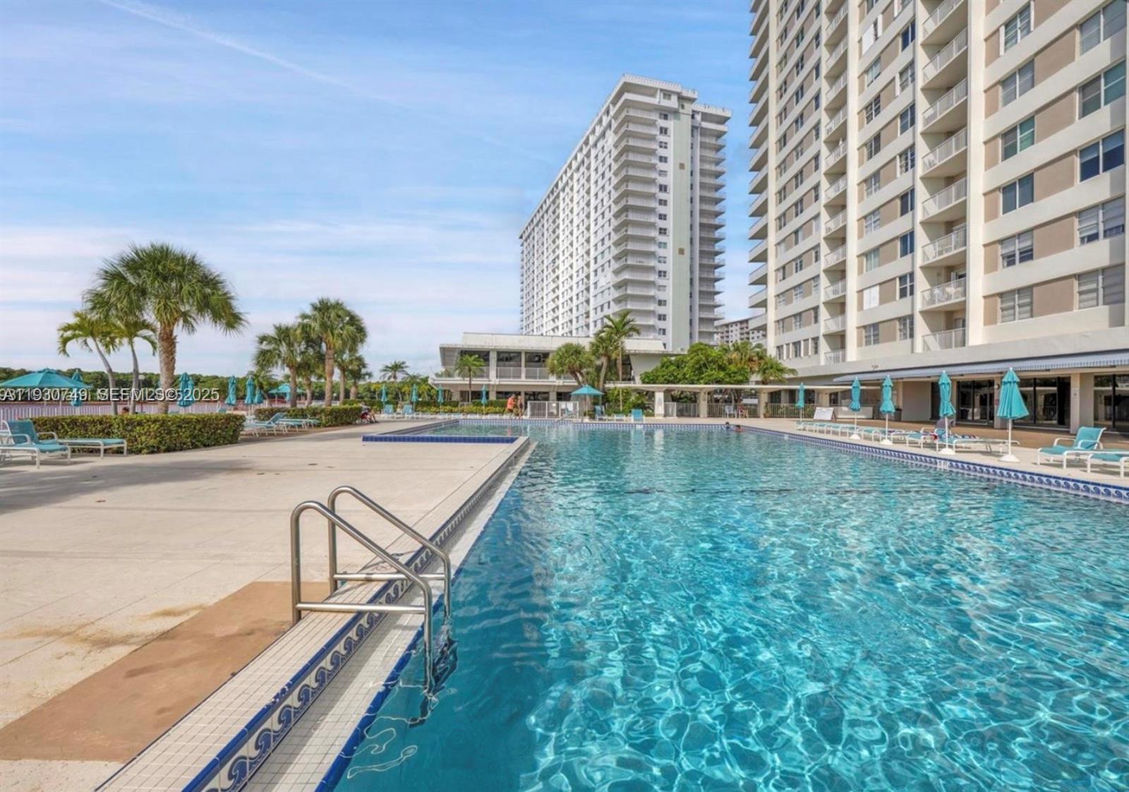 ARLEN HOUSE CONDO - Residential