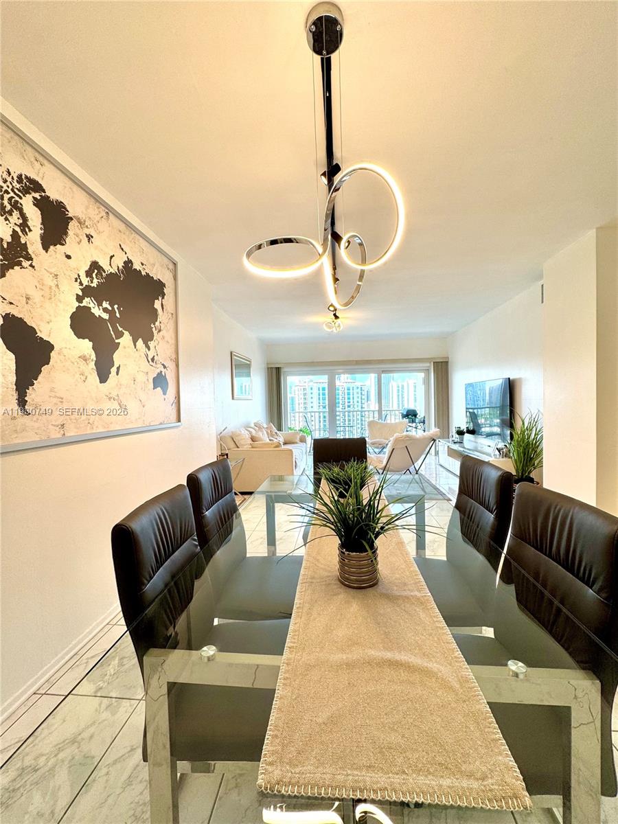 ARLEN HOUSE CONDO - Residential