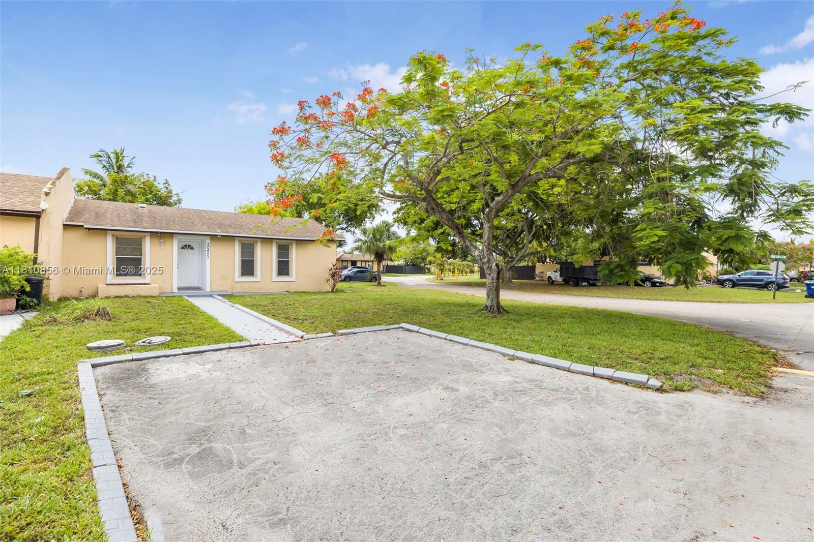 20451 Nw 29th Pl, Miami Gardens, Broward County, Florida - 2 Bedrooms  
1 Bathrooms - 