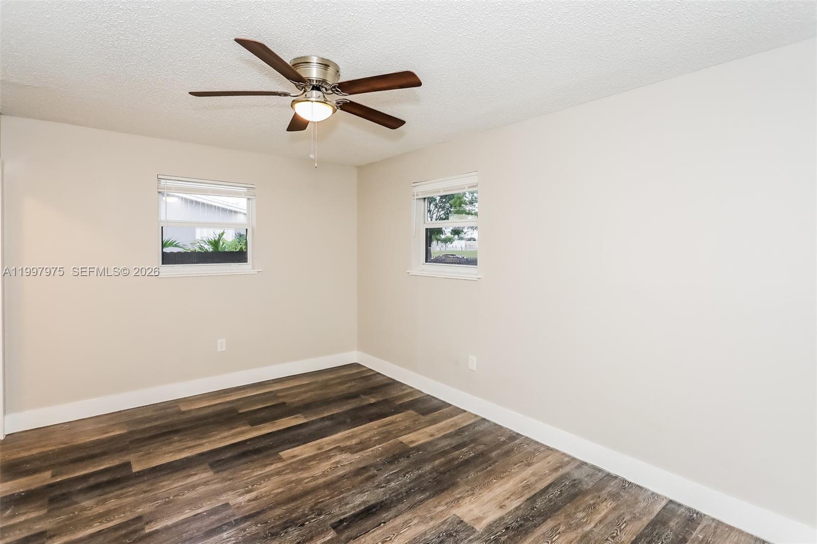 RICHMOND HGTS ESTS 3RD AD - Residential Lease