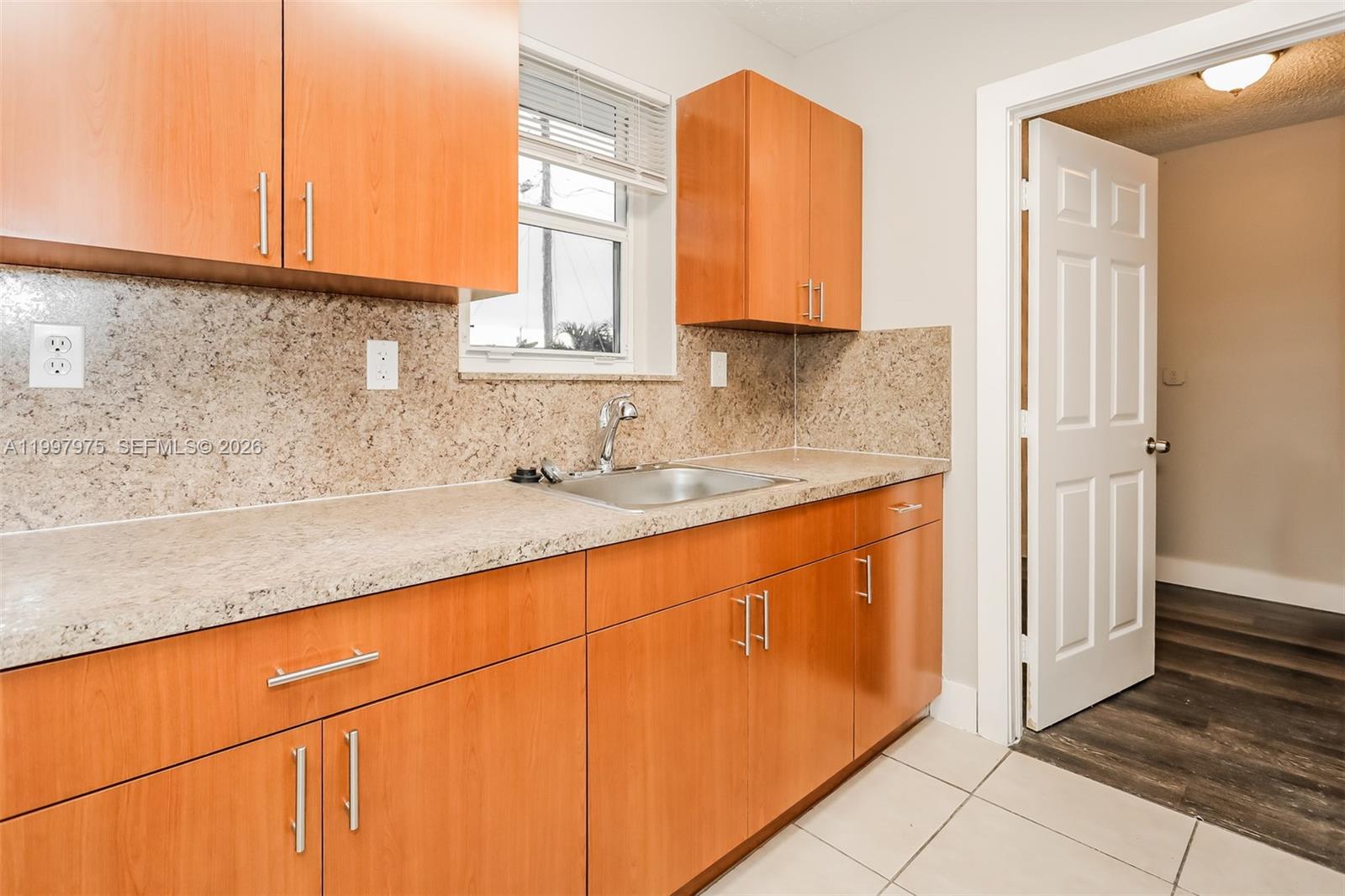 RICHMOND HGTS ESTS 3RD AD - Residential Lease