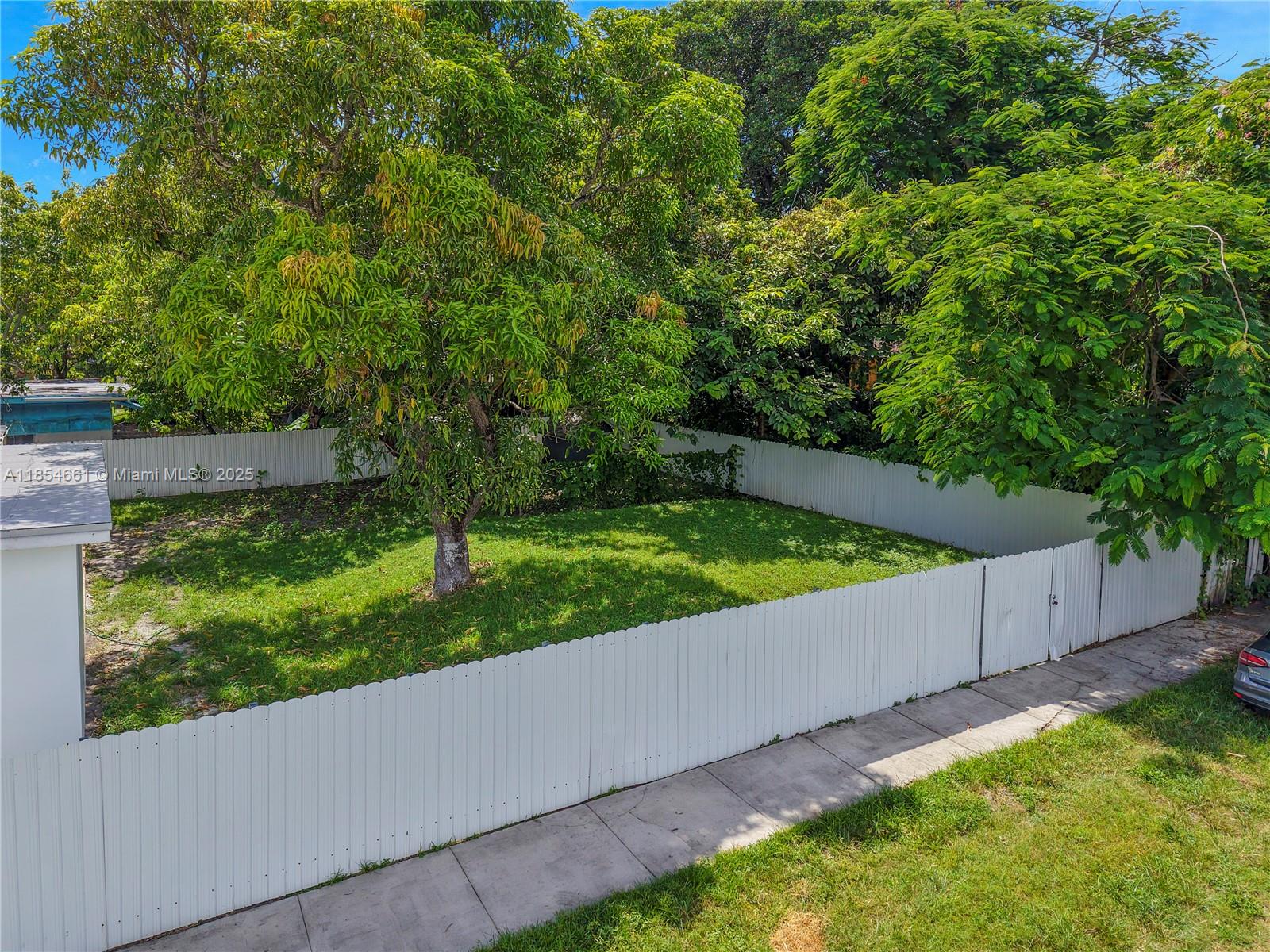 1488 NW 101st St