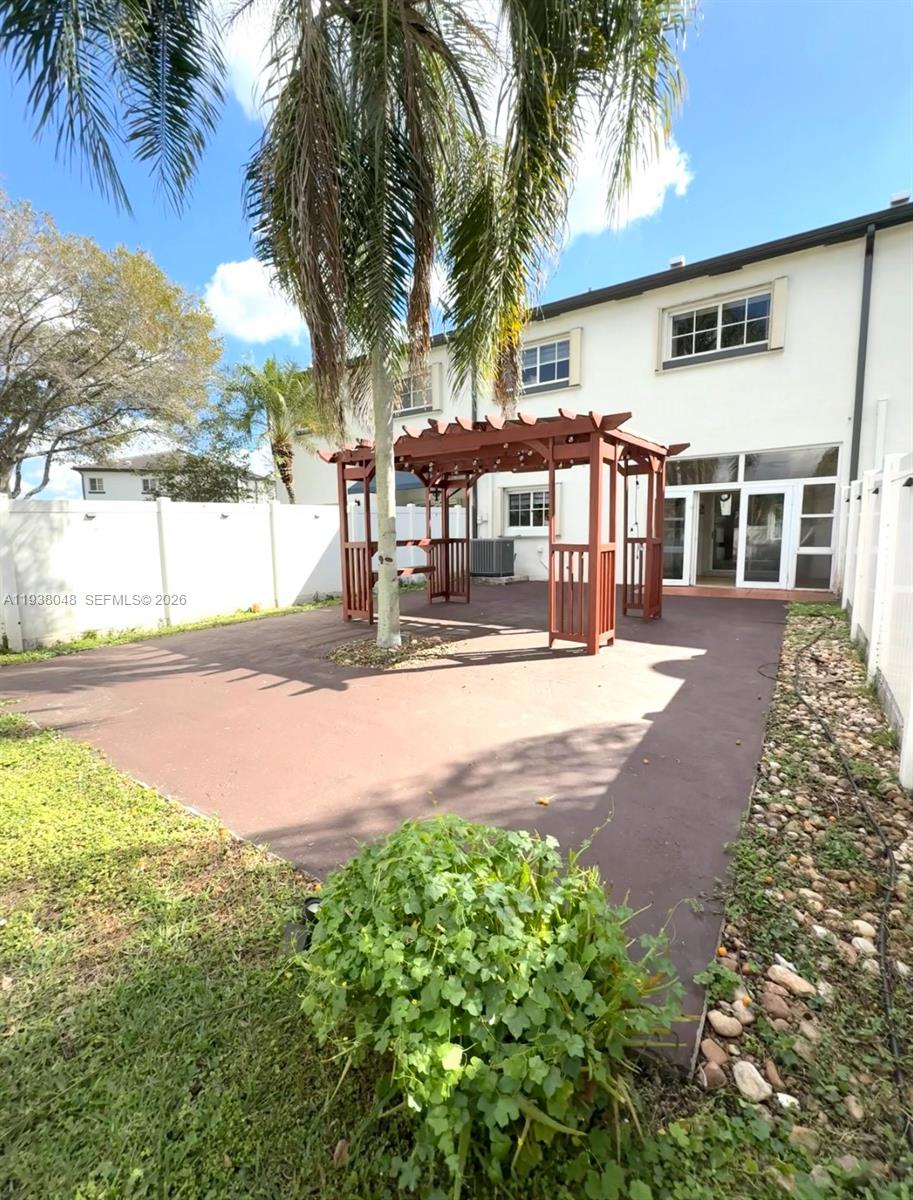 REPLAT OF PORTION OF M P - Residential