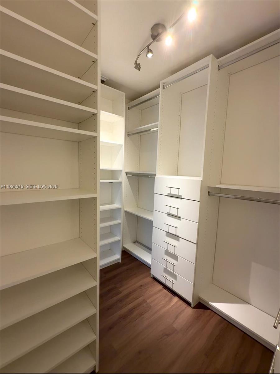 REPLAT OF PORTION OF M P - Residential