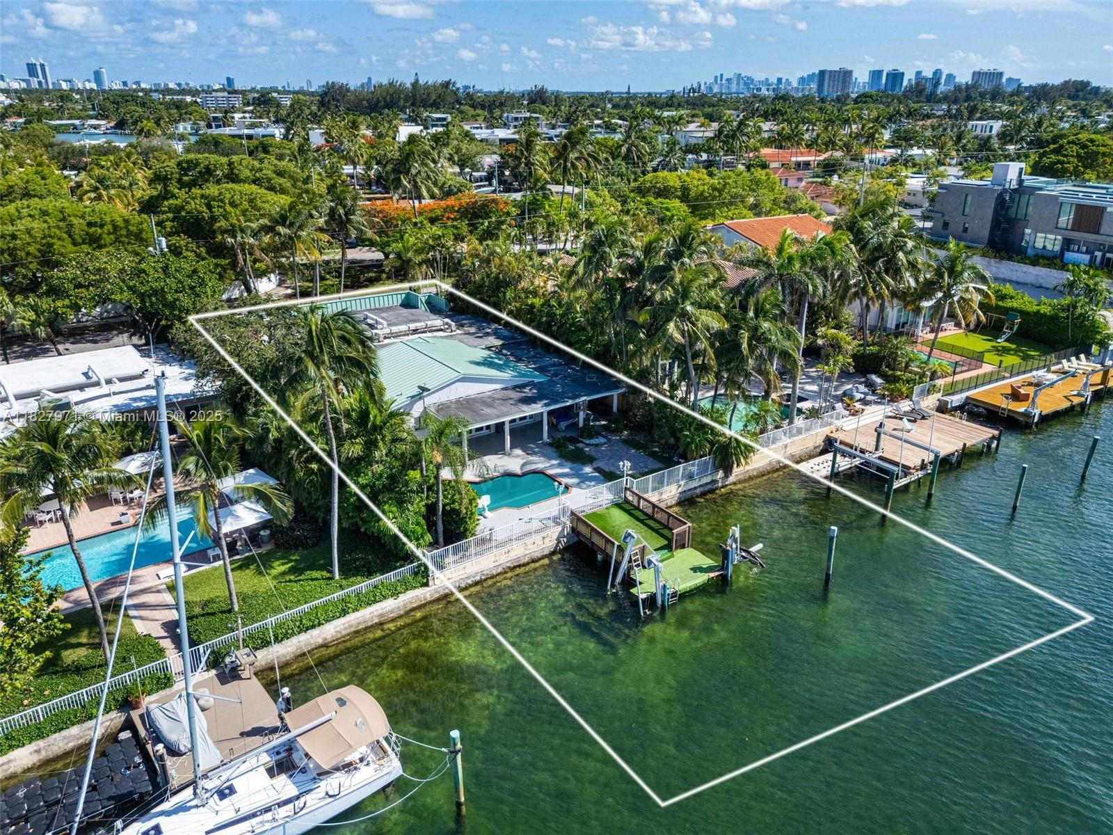 BISCAYNE POINT - Residential