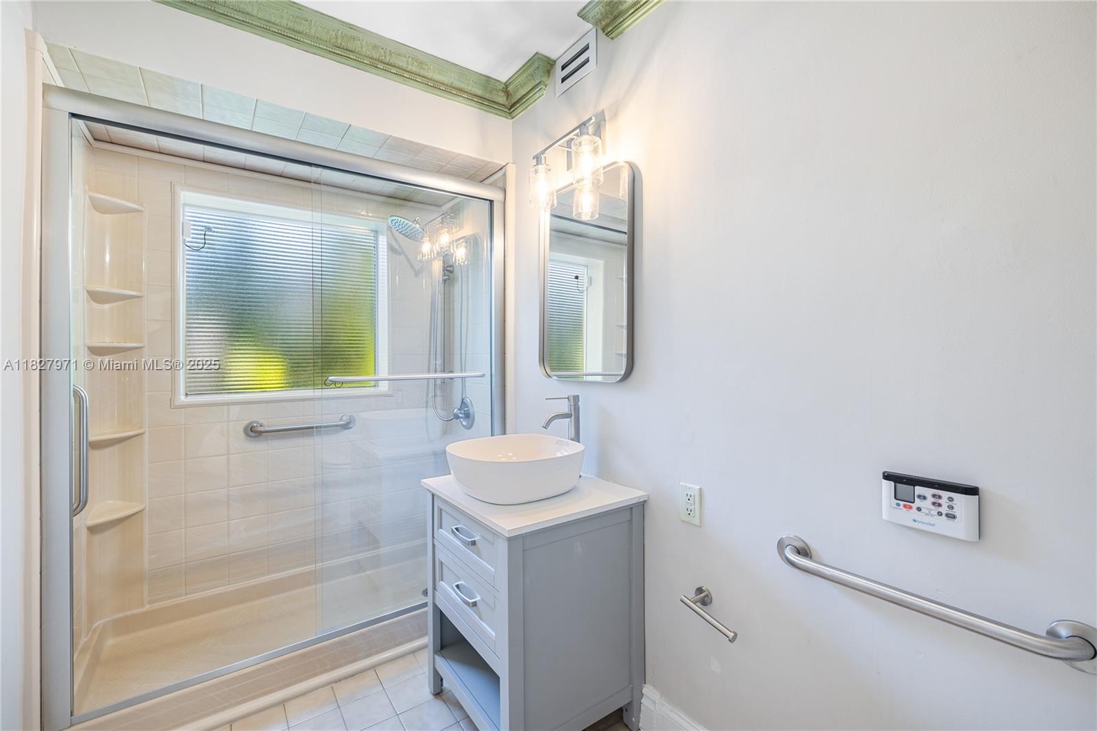 BISCAYNE POINT - Residential