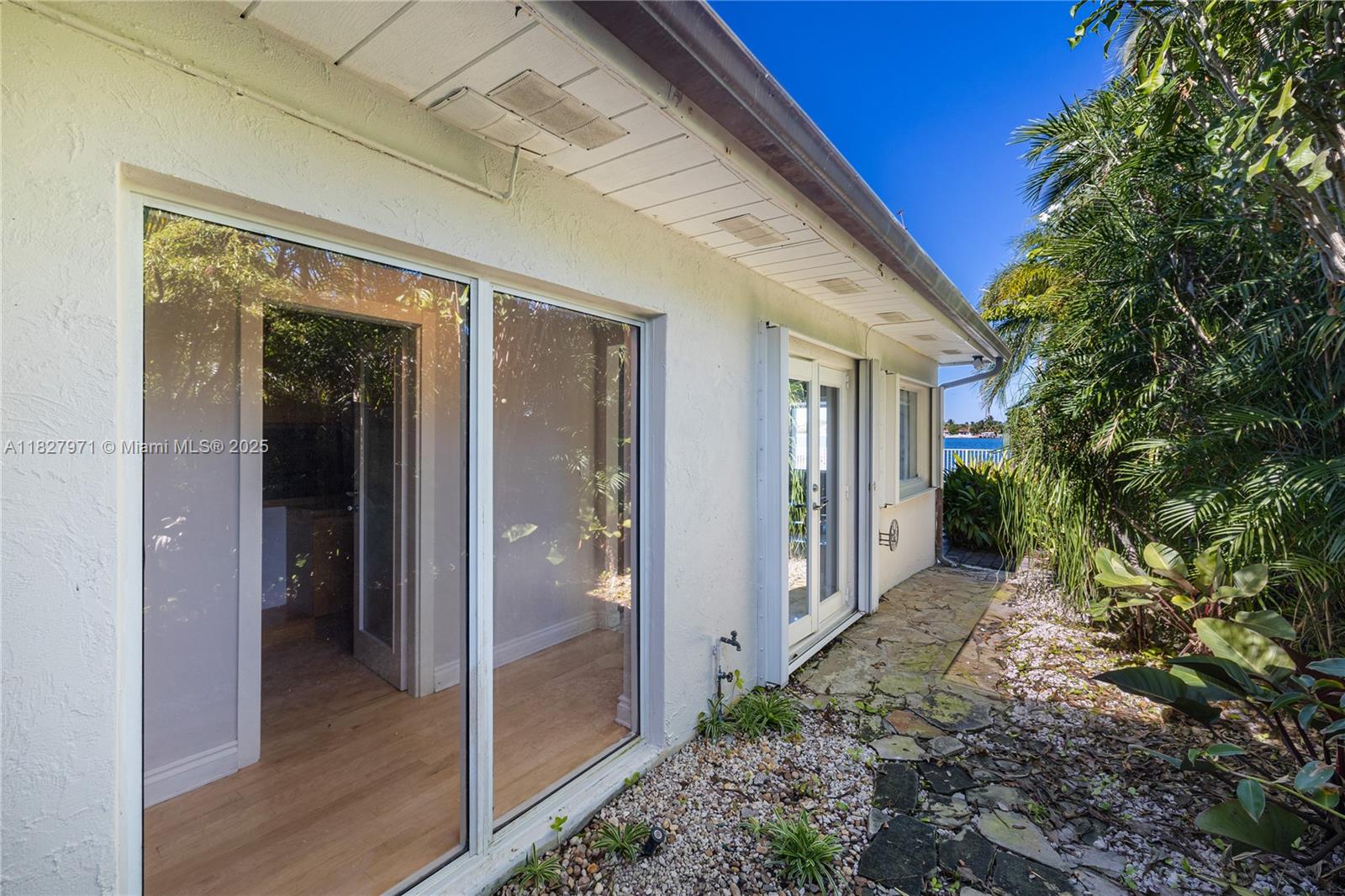 BISCAYNE POINT - Residential