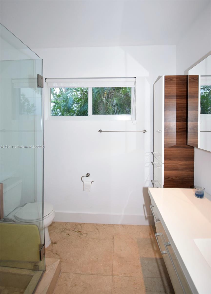 EASTERN SHORES - Residential