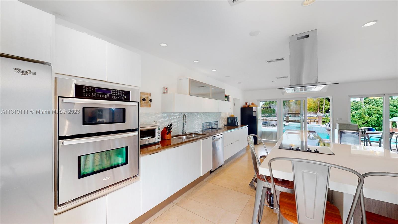 EASTERN SHORES - Residential