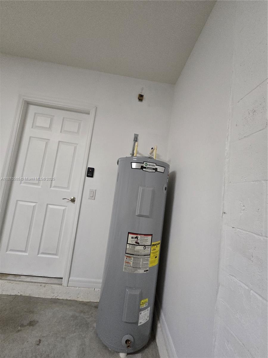 CALOOSA LAKES PH I - Residential