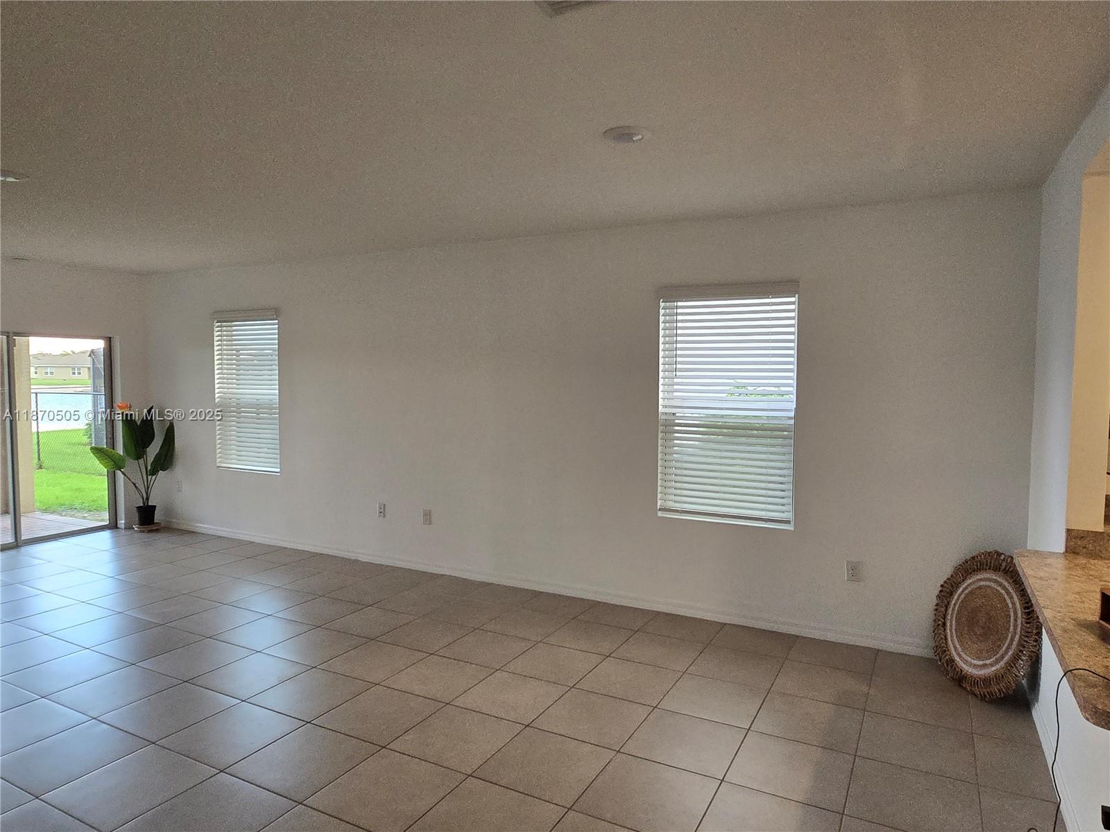 CALOOSA LAKES PH I - Residential