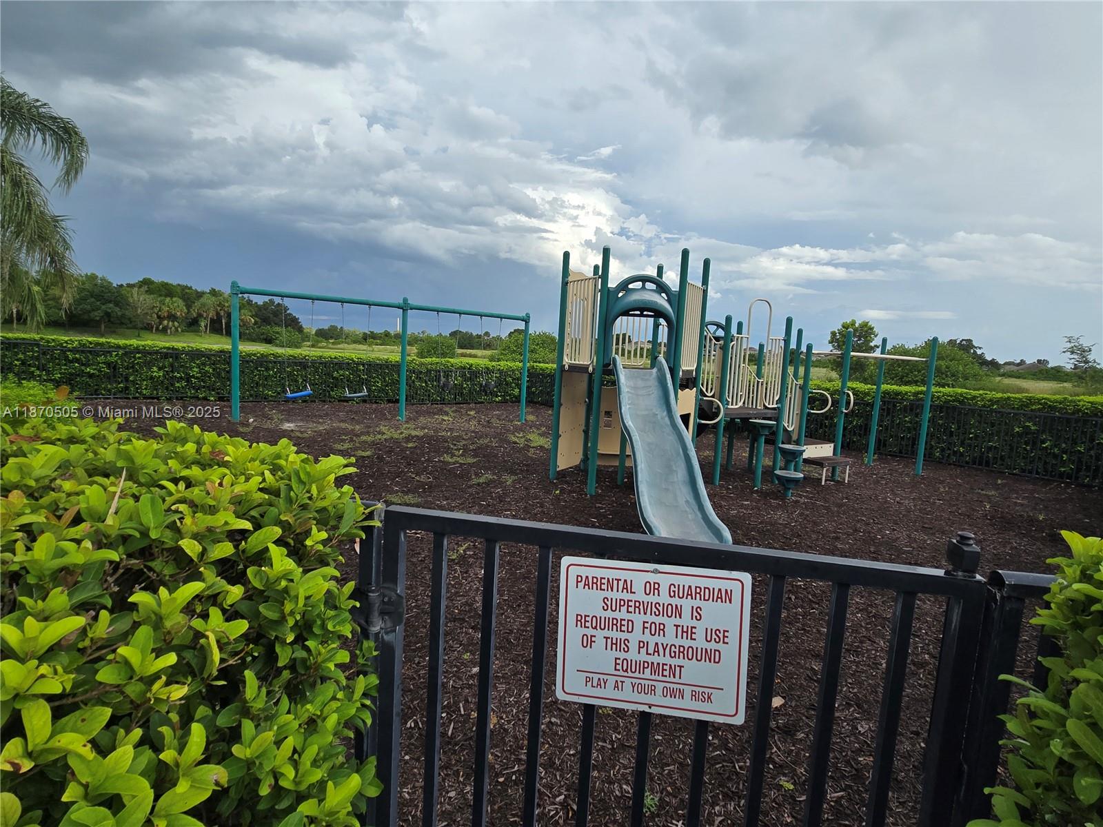 CALOOSA LAKES PH I - Residential