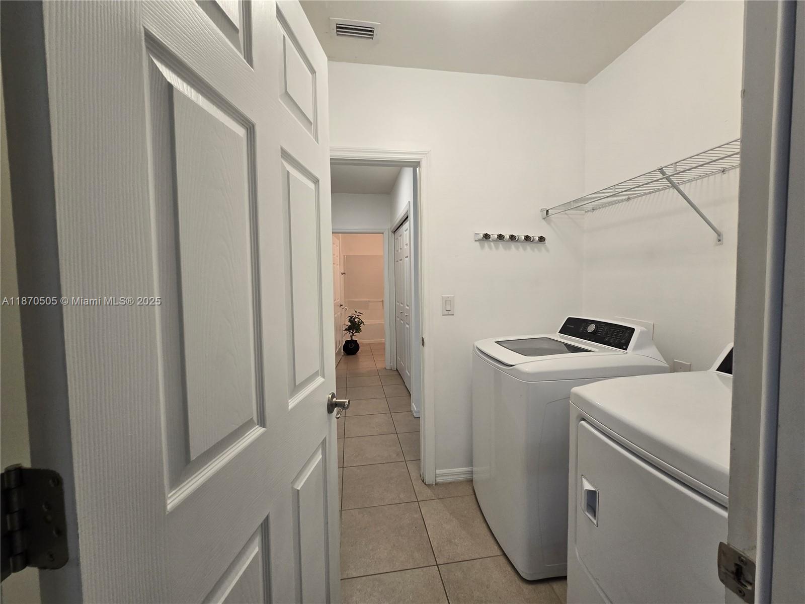 CALOOSA LAKES PH I - Residential