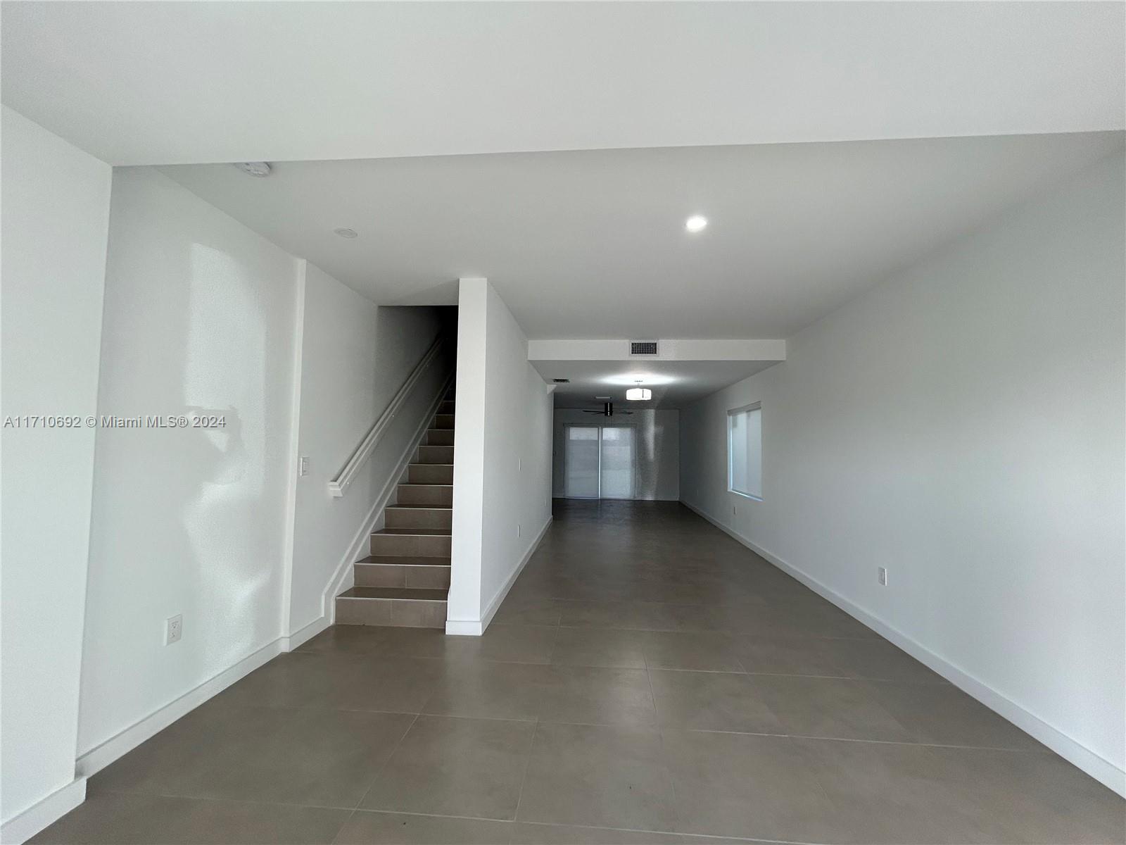 WEST PERRINE HOMES - Residential Lease