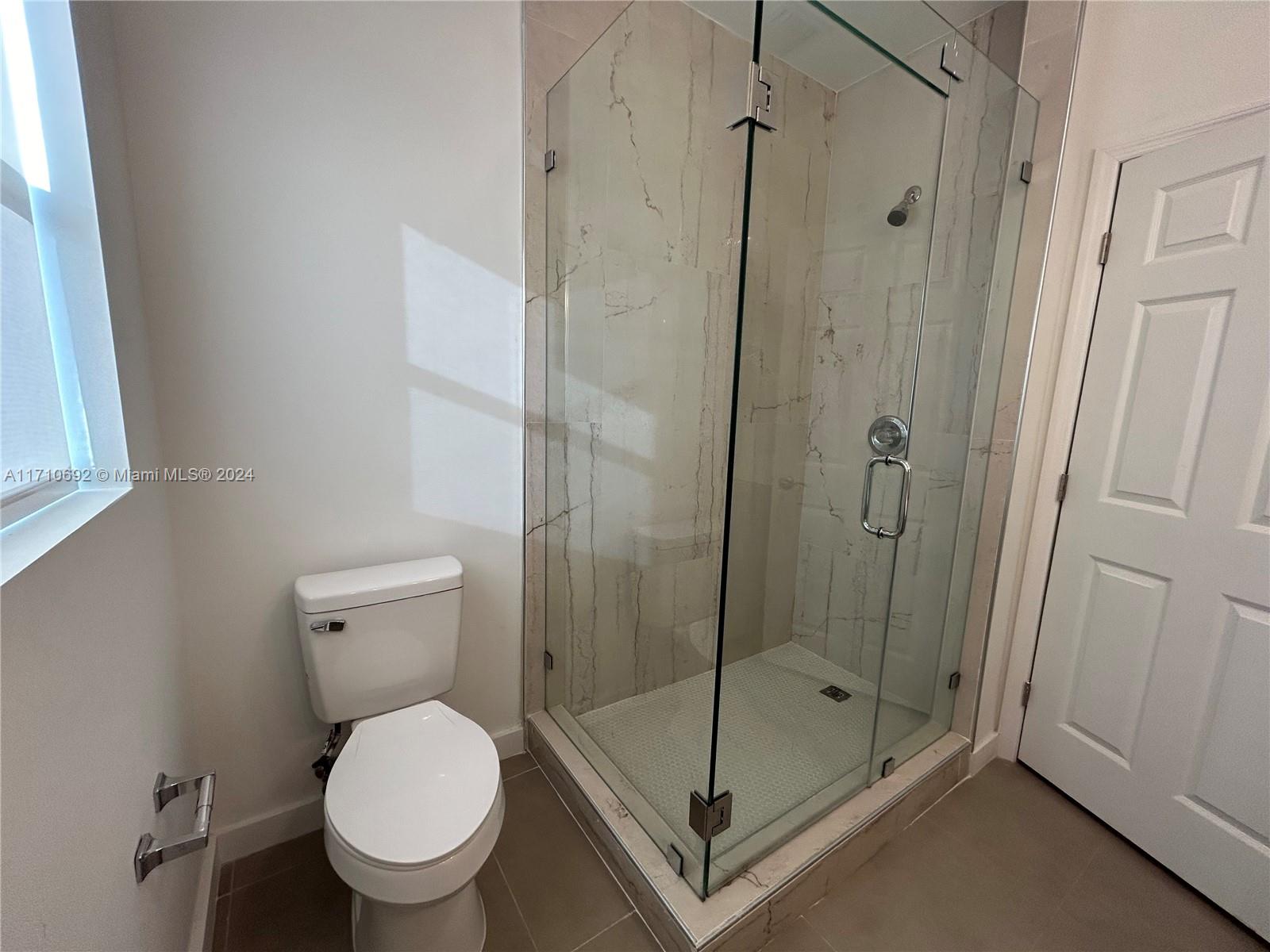 WEST PERRINE HOMES - Residential Lease