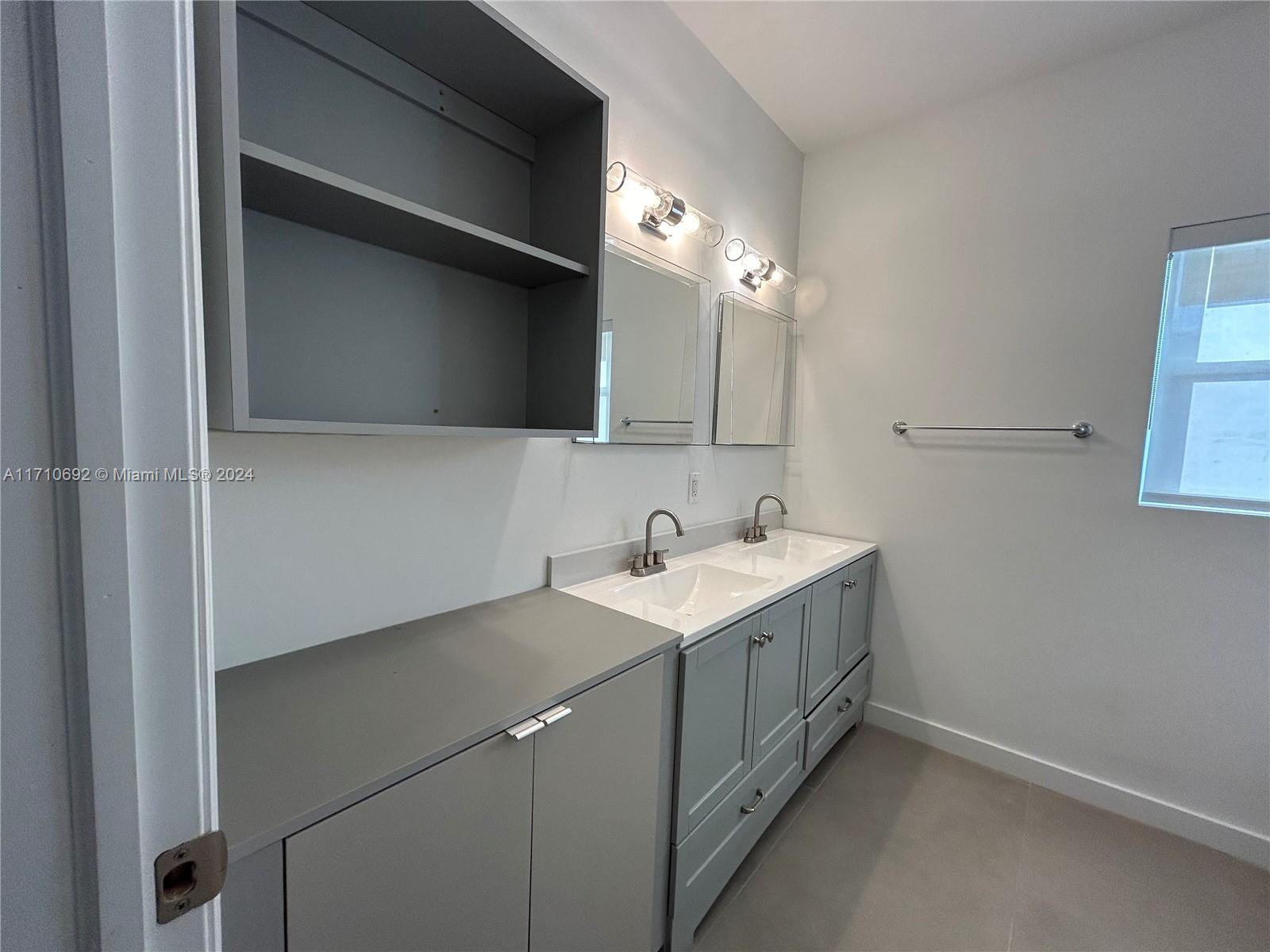 WEST PERRINE HOMES - Residential Lease