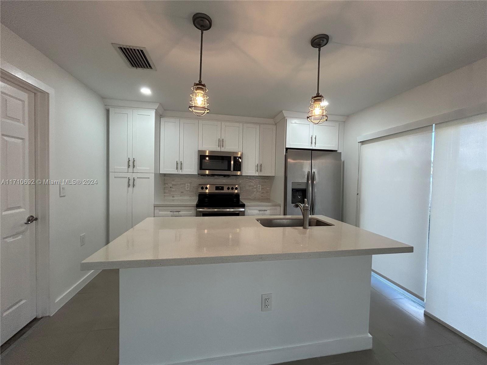 WEST PERRINE HOMES - Residential Lease