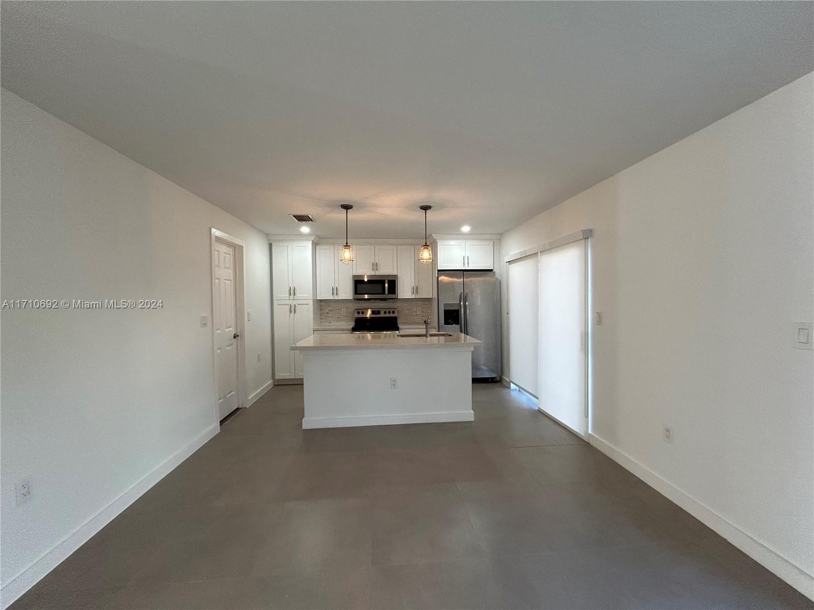 WEST PERRINE HOMES - Residential Lease