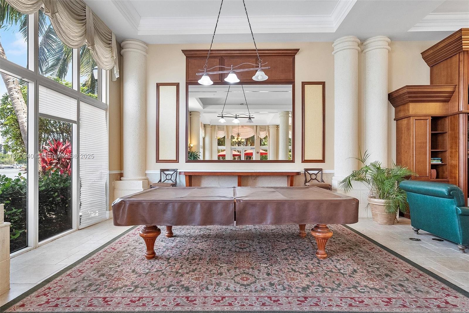 PORTO BELLAGIO CONDO - Residential