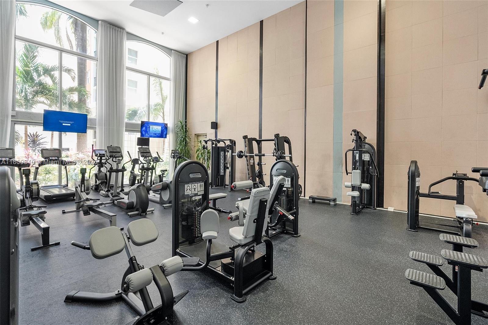 PORTO BELLAGIO CONDO - Residential