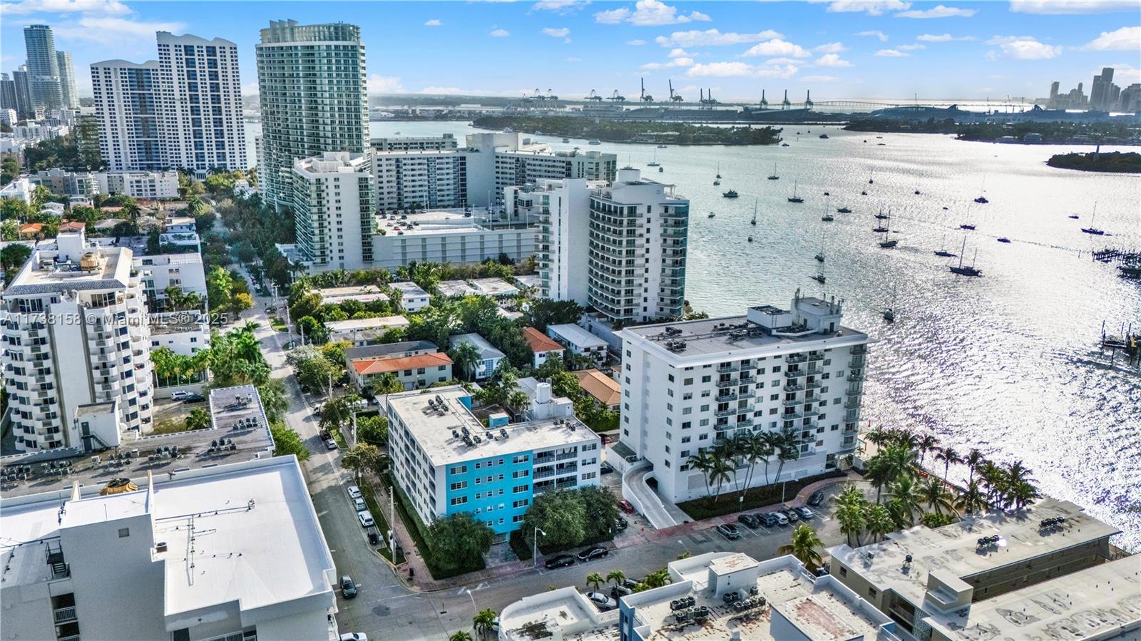 1400 Lincoln Rd 603