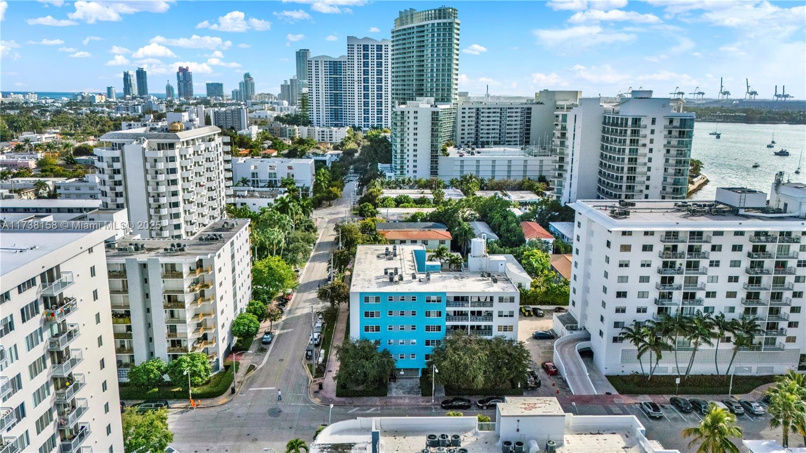 1400 Lincoln Rd 603