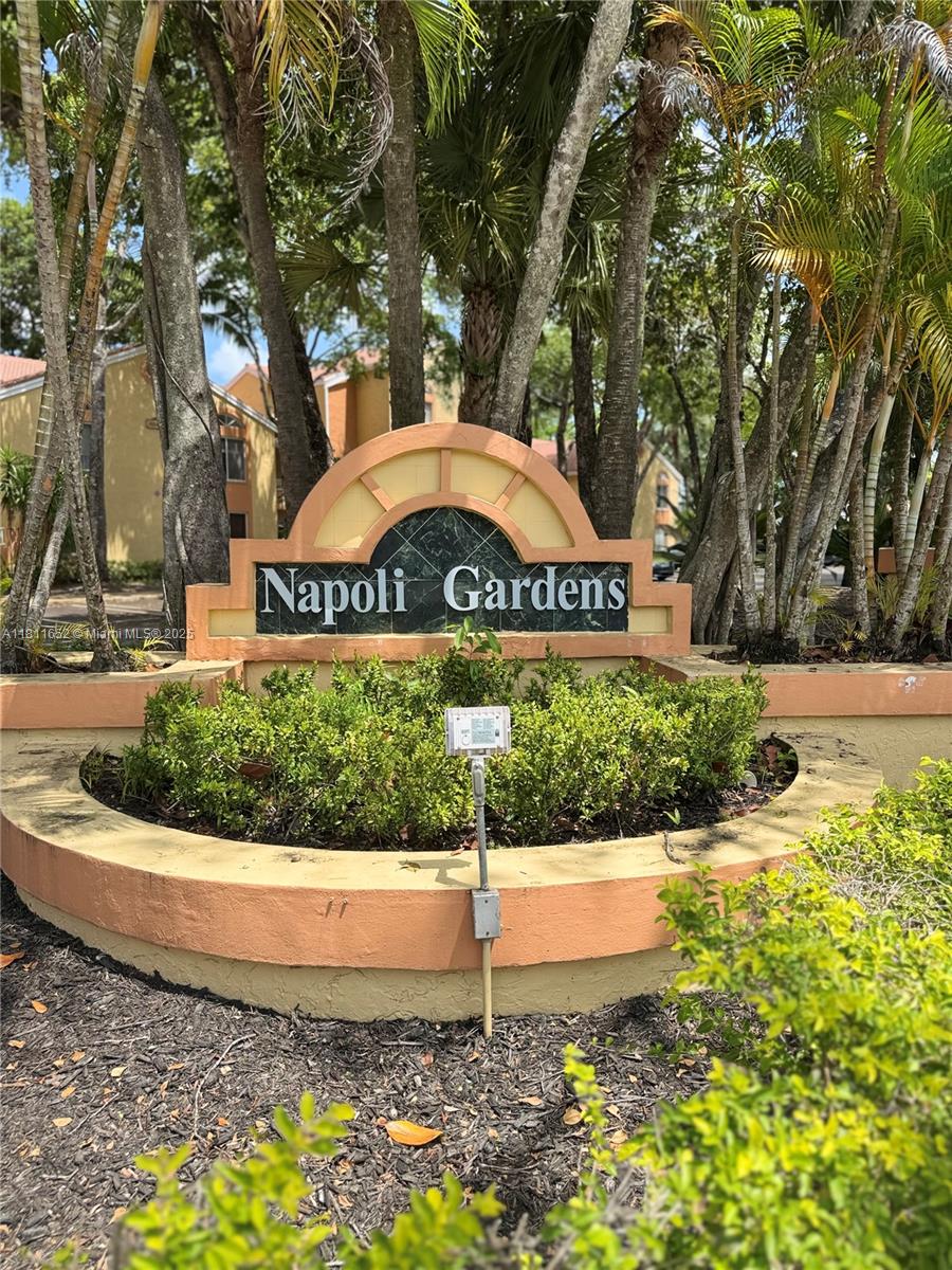 Rental Property at 905 Coral Club Dr 905, Coral Springs, Broward County, Florida - Bedrooms: 1 
Bathrooms: 1  - $1,800 MO.