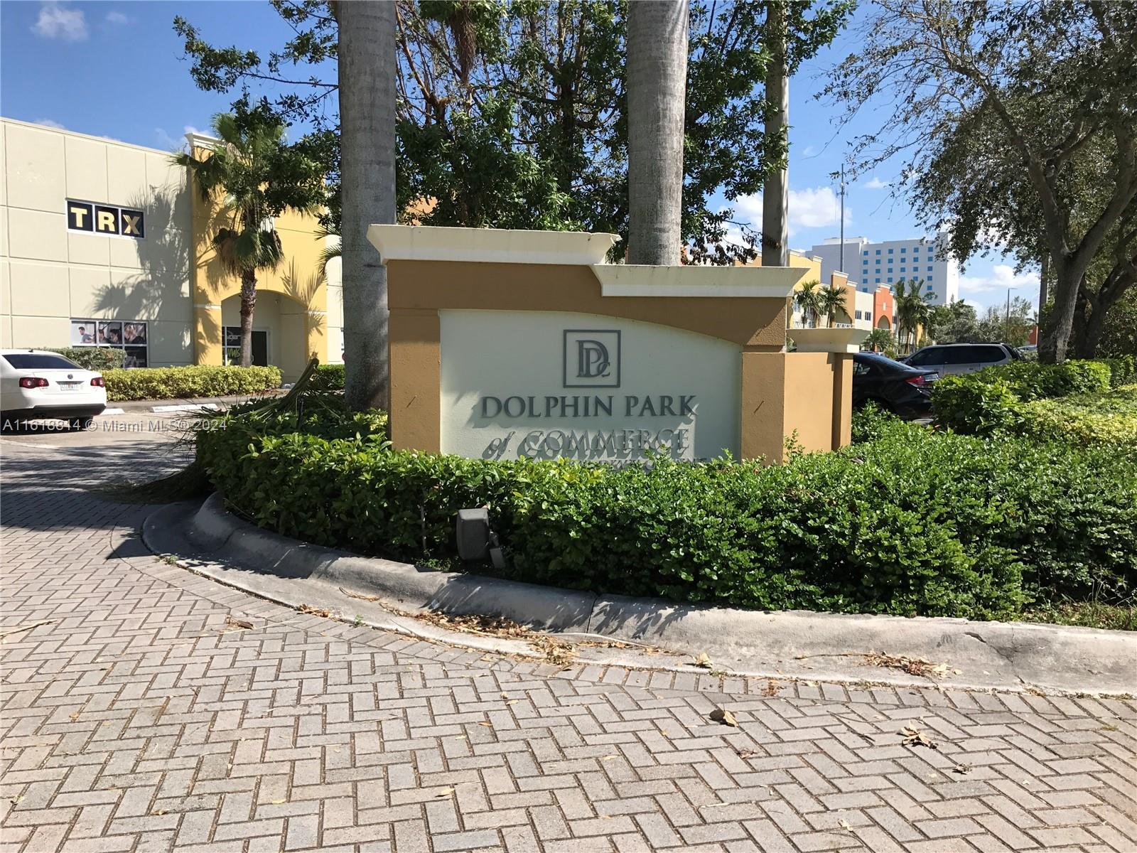EXCELLENT OFFICE-WAREHOUSE AT DOLPHIN PARK OF COMMERCE. OFFICE +/- 250 sq. ft. & WAREHOUSE +/- 1,050 sq. ft., AC IN OFFICE AND WAREHOUSE; 3 ASSIGNED PARKING SPOTS, GUEST PARKING. OUTSTANDING LOCATION.
THE MONTHLY RENT IS $3,400 PLUS FLORIDA SALES TAXES.
