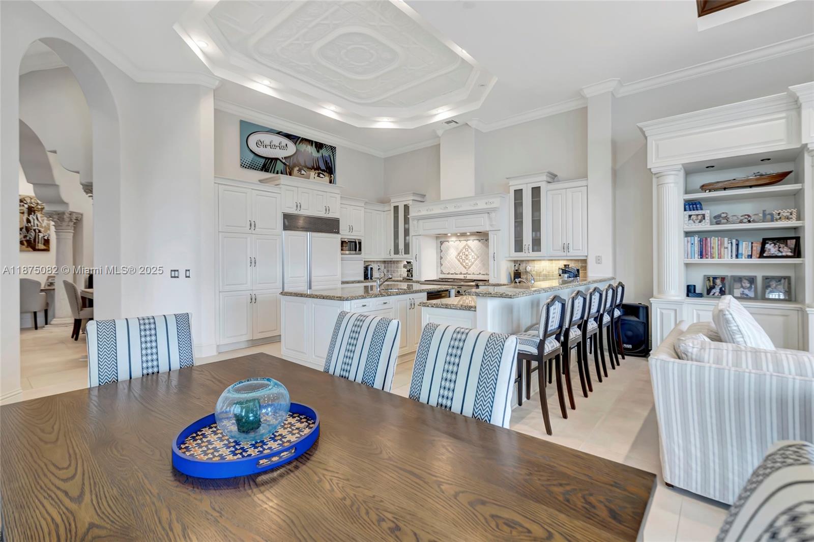 ISLAND ESTATES - Residential