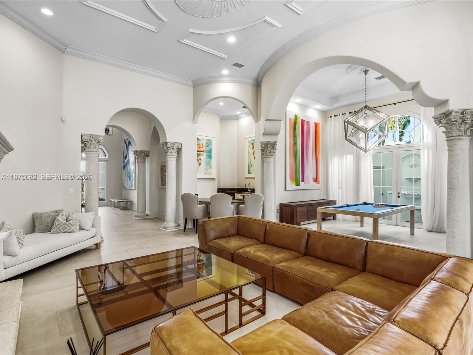 ISLAND ESTATES - Residential