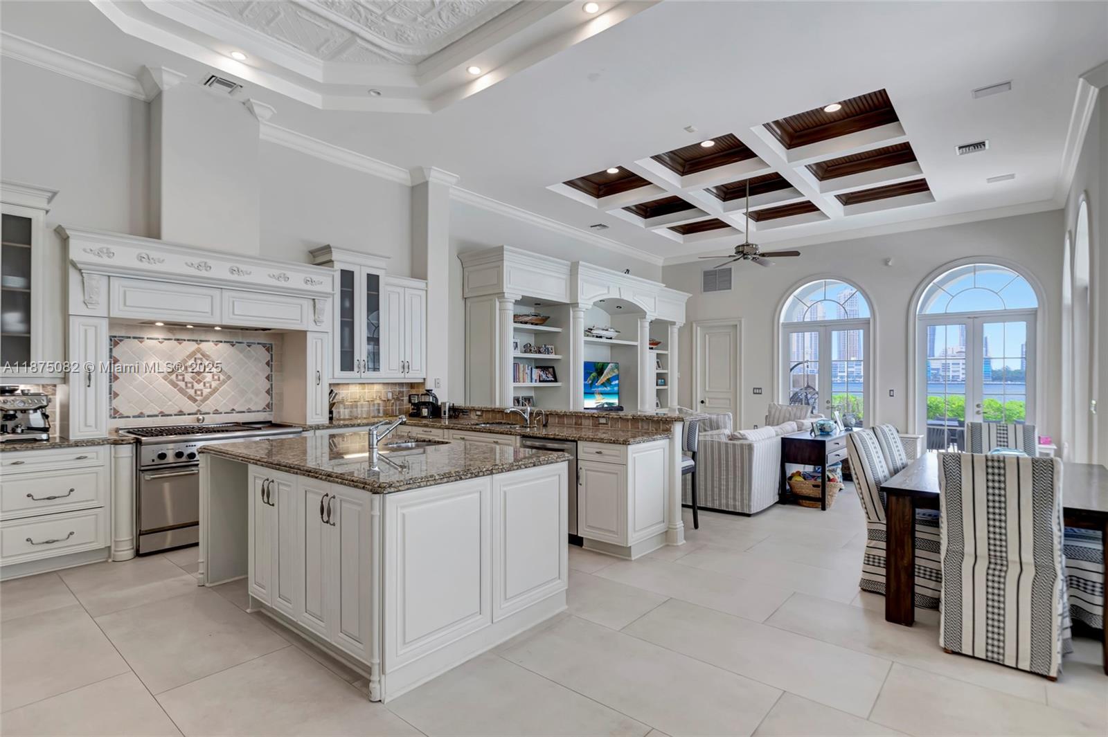 ISLAND ESTATES - Residential