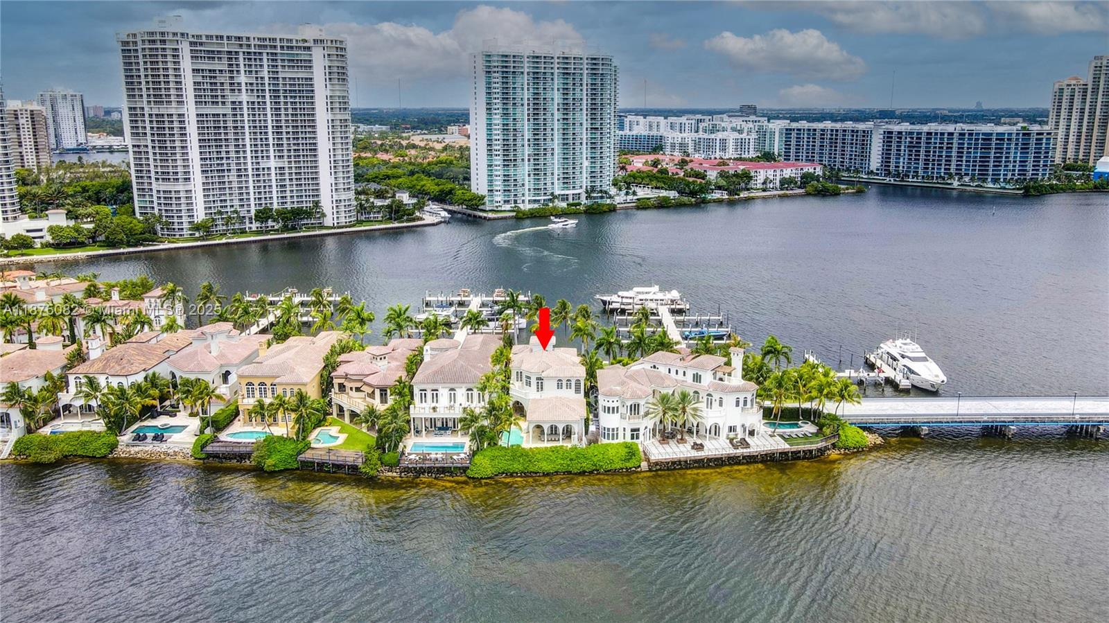 ISLAND ESTATES - Residential