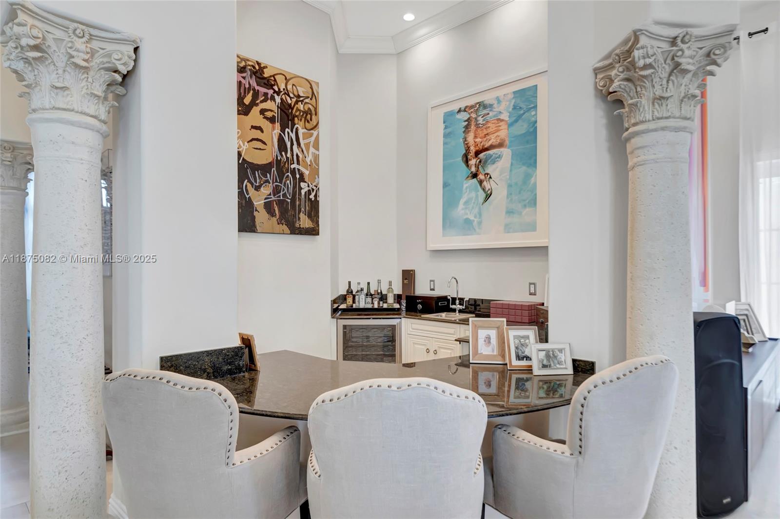ISLAND ESTATES - Residential