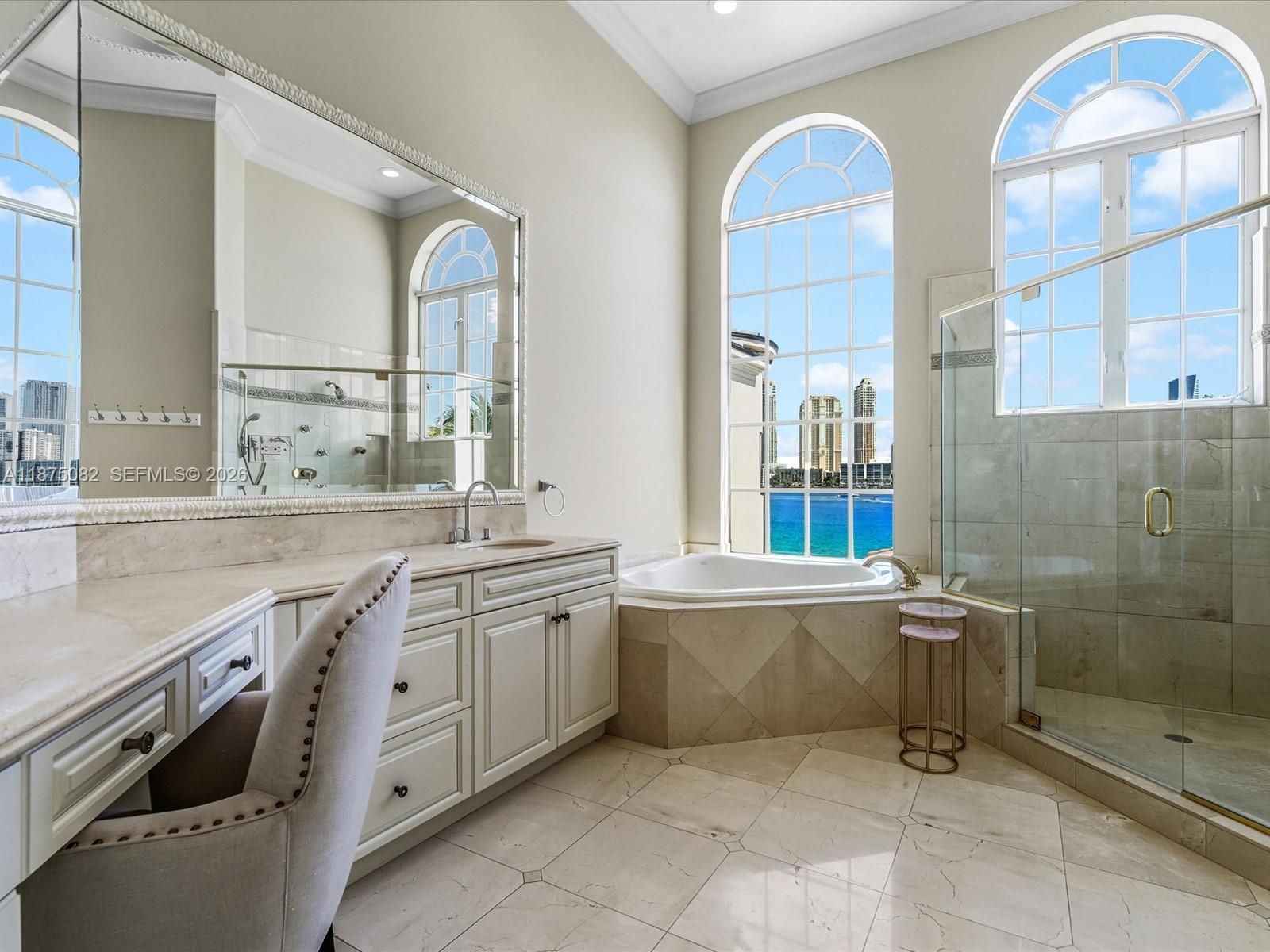 ISLAND ESTATES - Residential