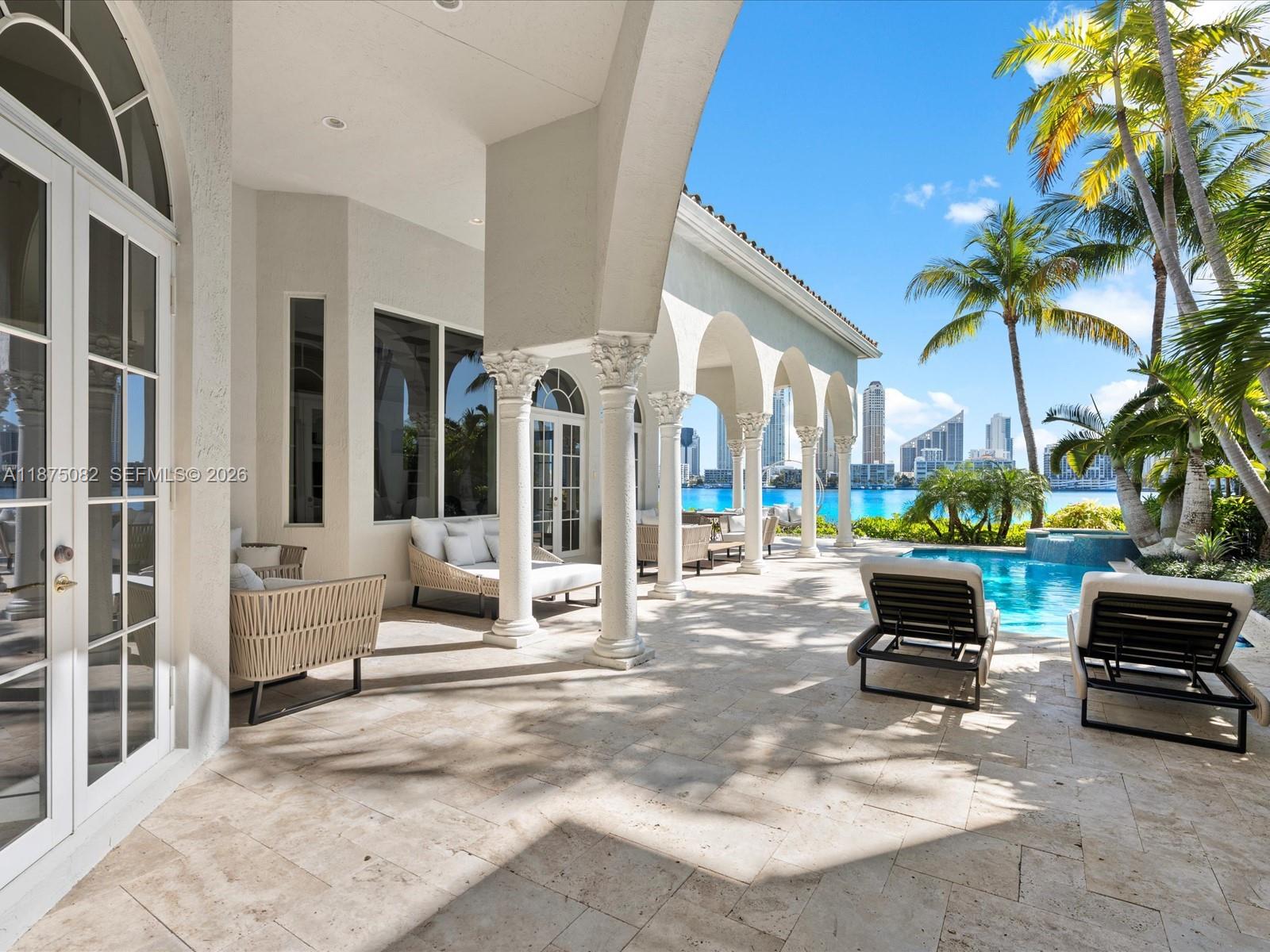 ISLAND ESTATES - Residential