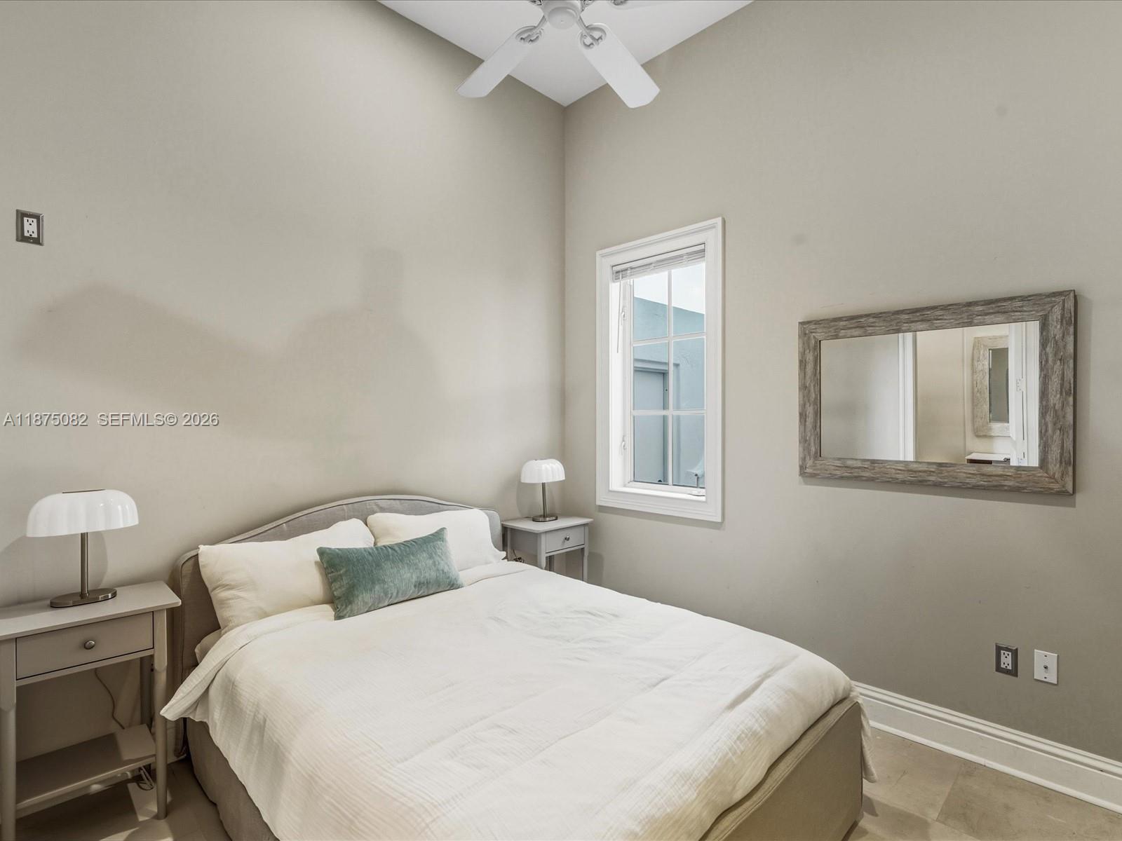 ISLAND ESTATES - Residential