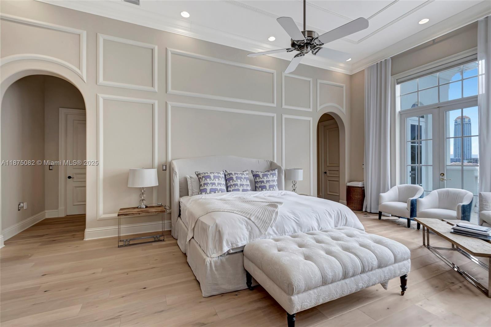 ISLAND ESTATES - Residential