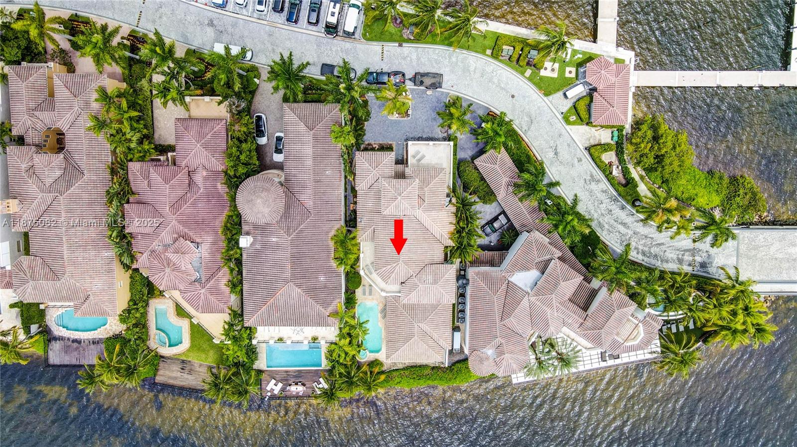ISLAND ESTATES - Residential