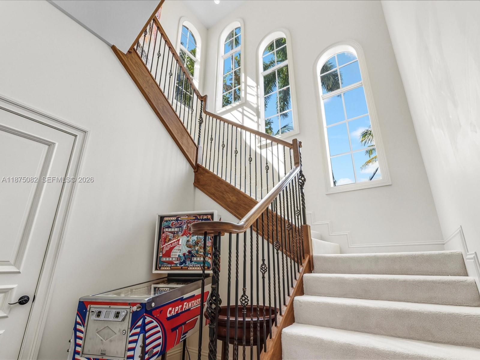 ISLAND ESTATES - Residential