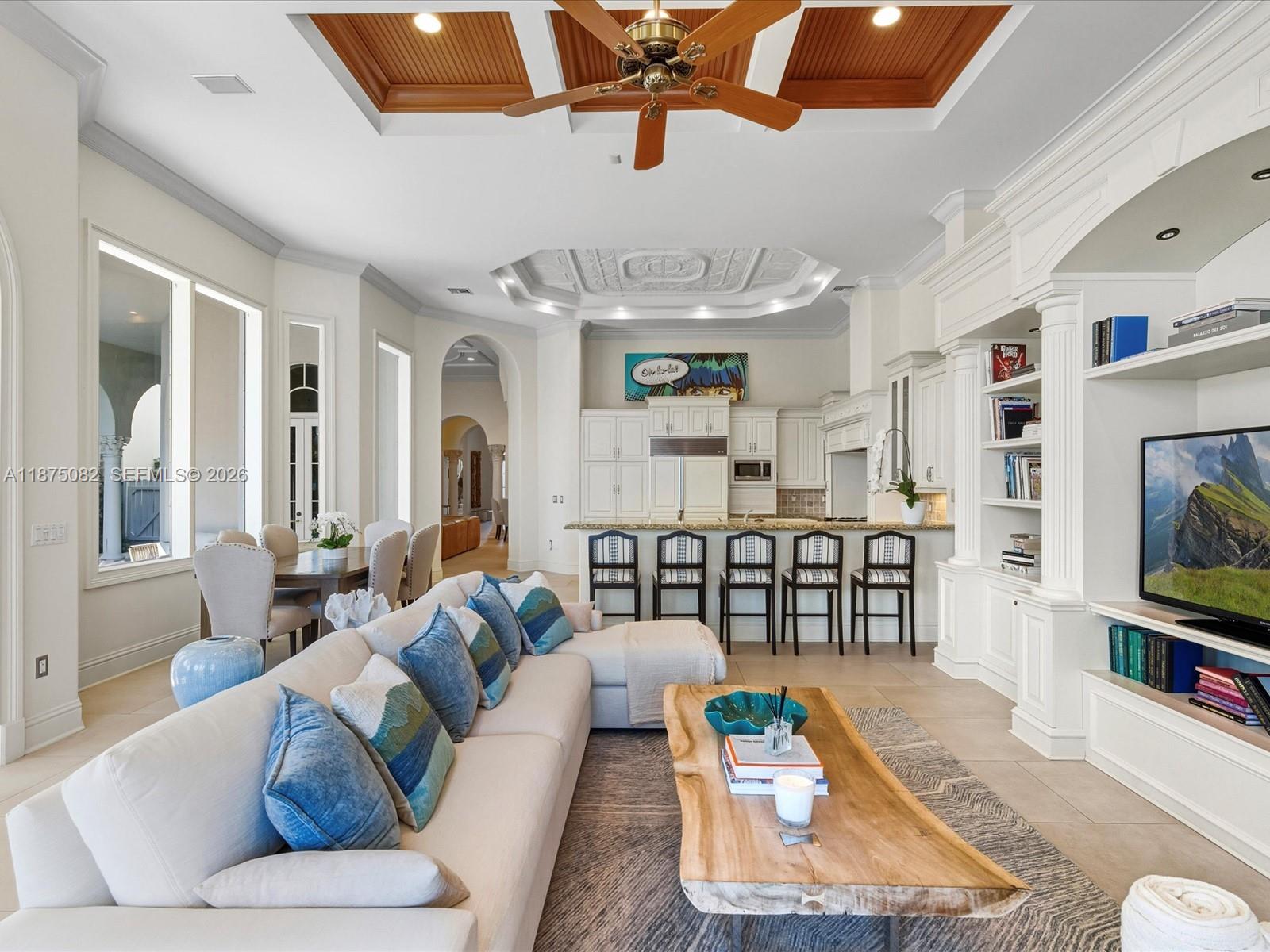 ISLAND ESTATES - Residential