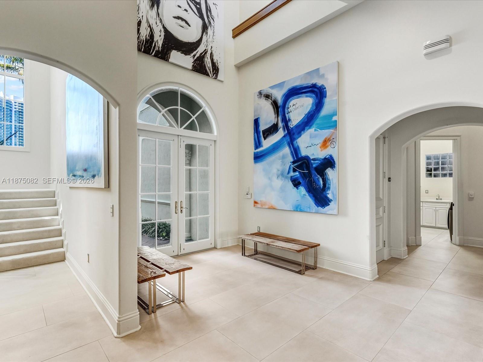 ISLAND ESTATES - Residential