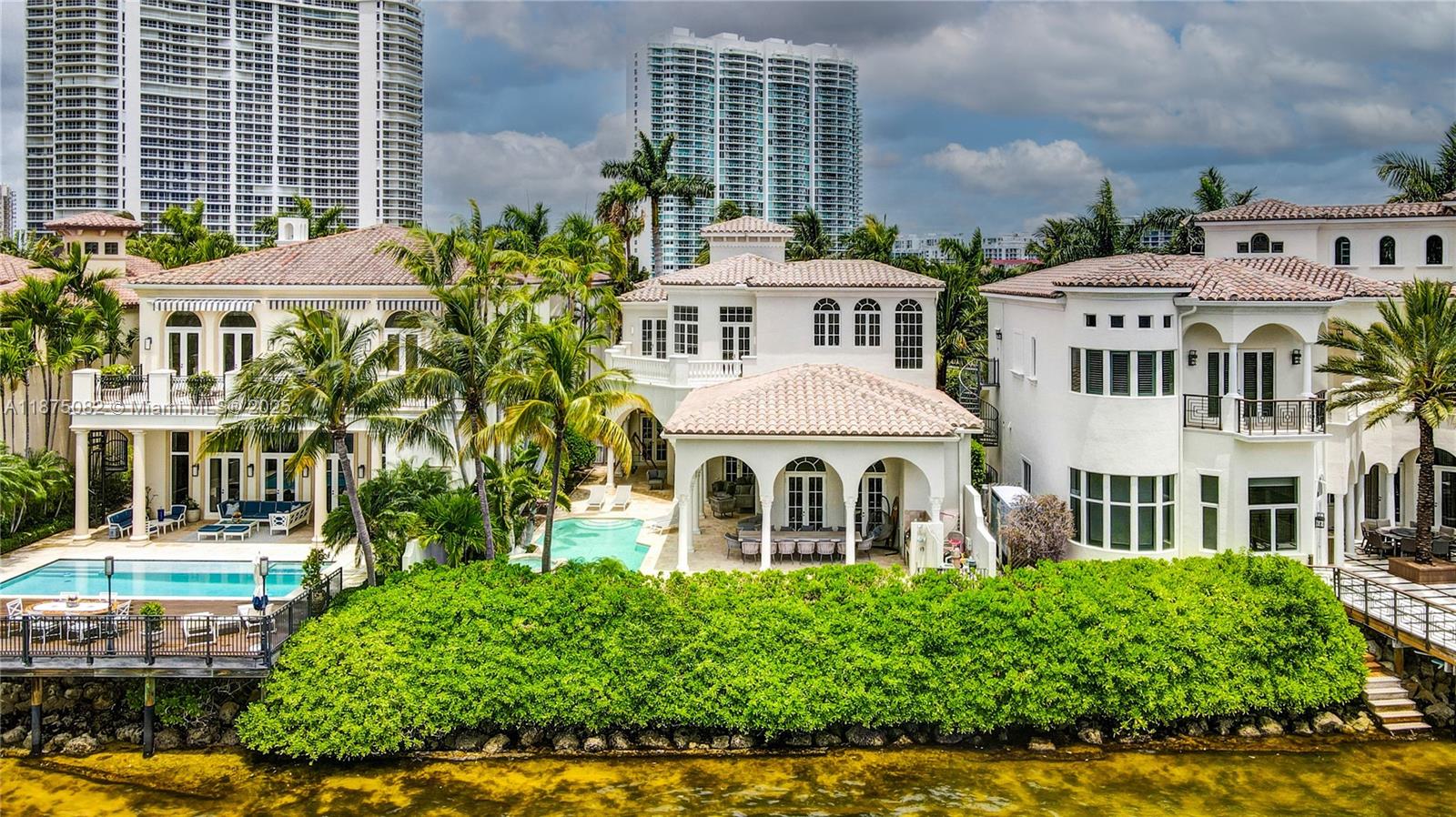 ISLAND ESTATES - Residential