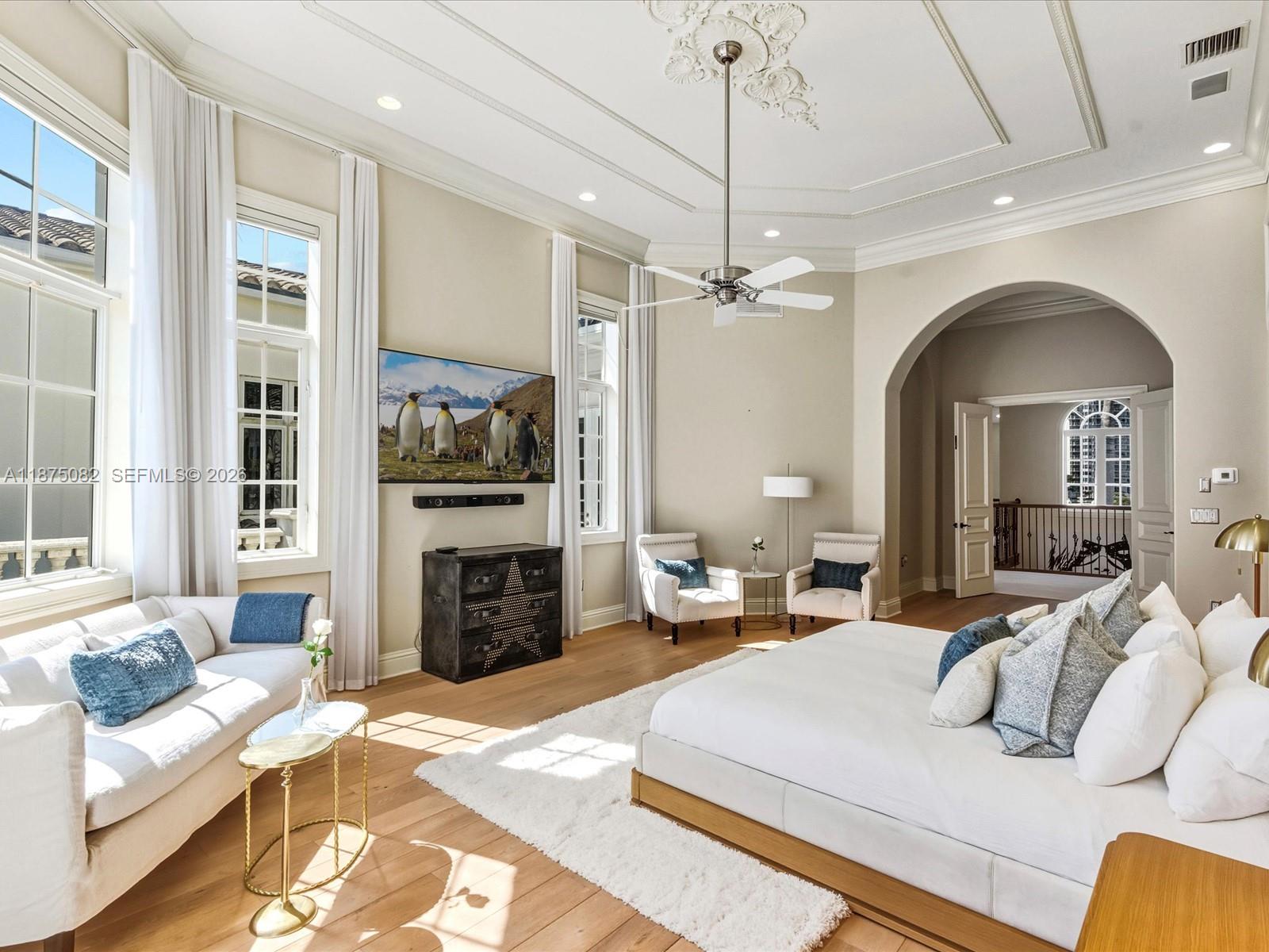 ISLAND ESTATES - Residential